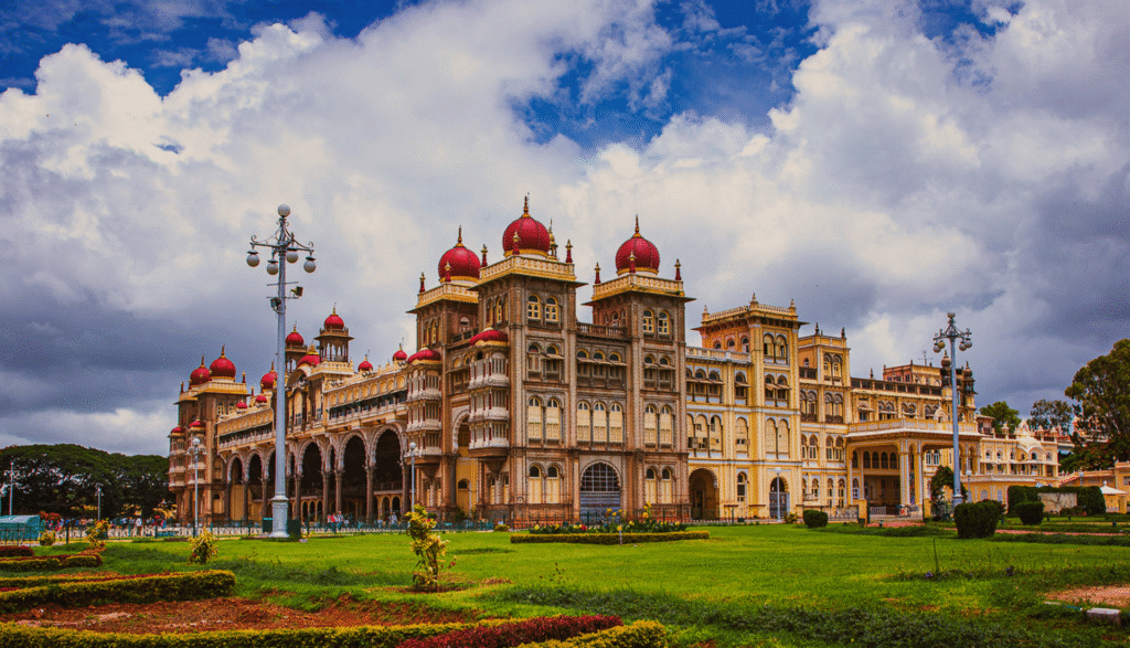 Tirupur to Mysore cab service – Palace, Zoo, and Chamundi Hills tour